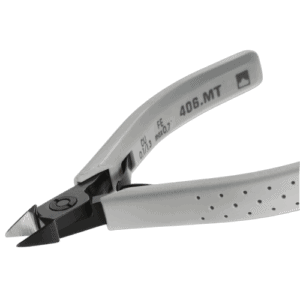 Facom Micro-Tech compact cutters with ergonomic handle and precision blades for professional use.