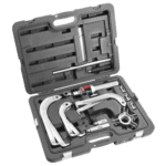 Facom hydraulic puller set with three U.312HJ3 legs in a black carrying case for outside pulling tasks.